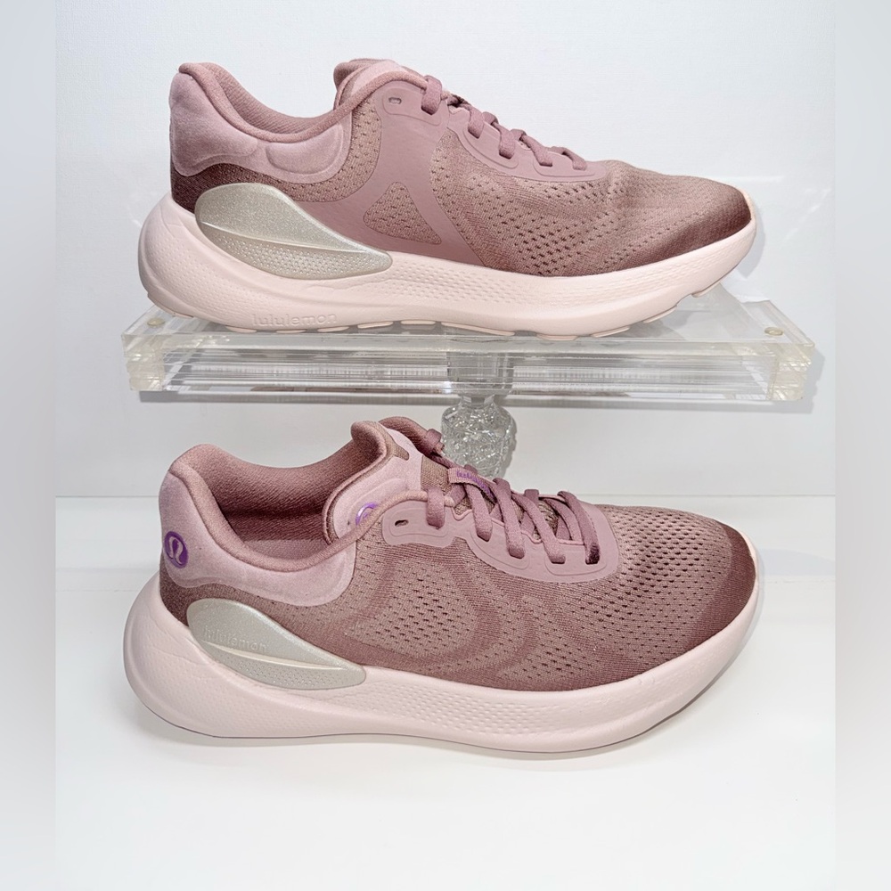 LULÚ LEMON BEYONDFEEL RUN